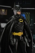 Batman (1989) Batman 8" Clothed NECA - Imagen 3